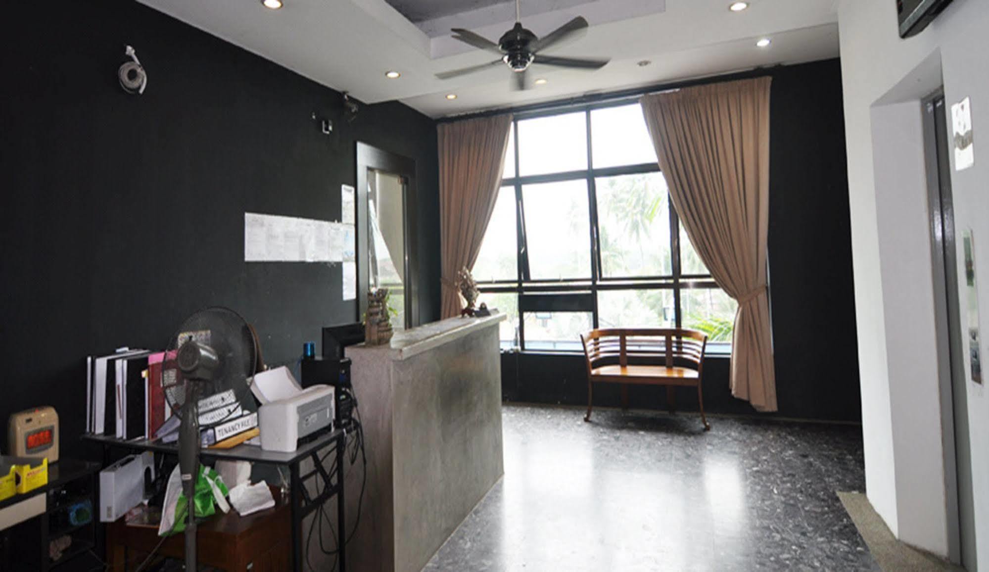 扎姆伯格双溪爪夷酒店 Kampong Gurun 外观 照片